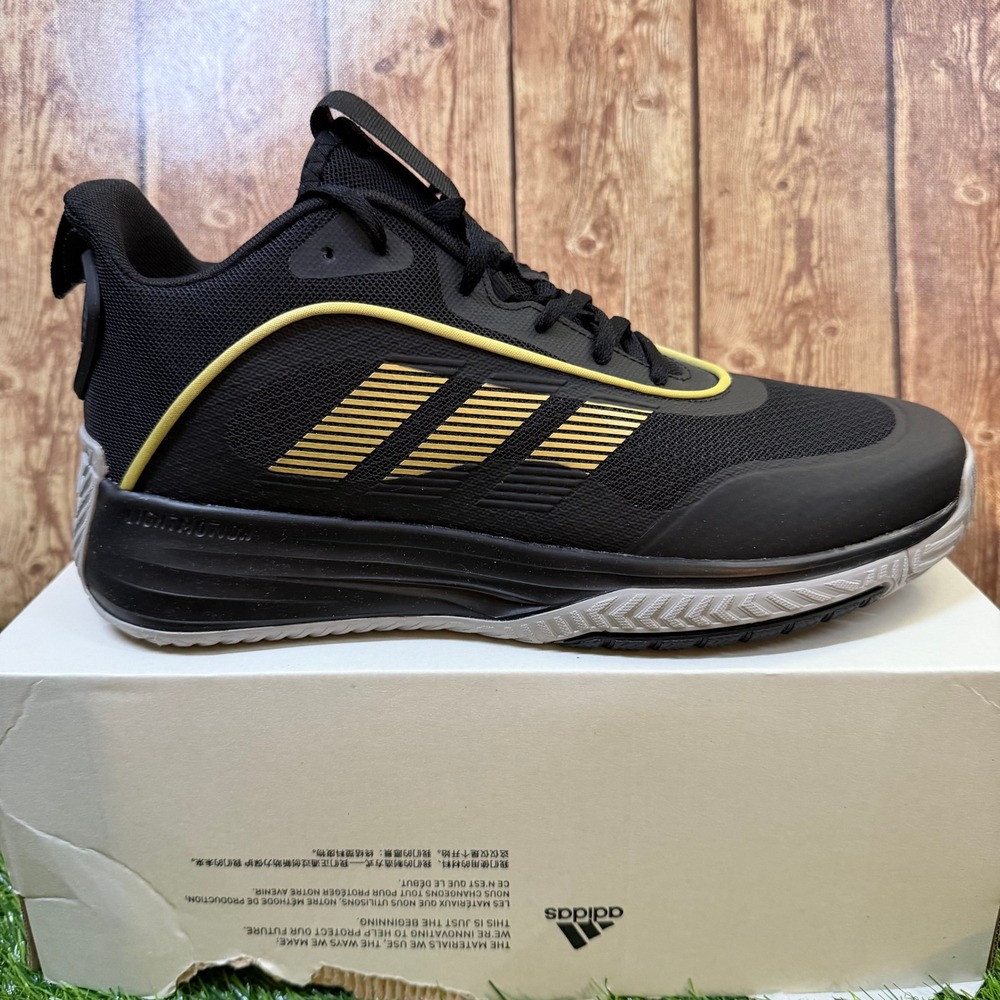 Adidas Ownthegame 3.0 Basketball Shoes Mens size 10.5 Black Gold Sneakers